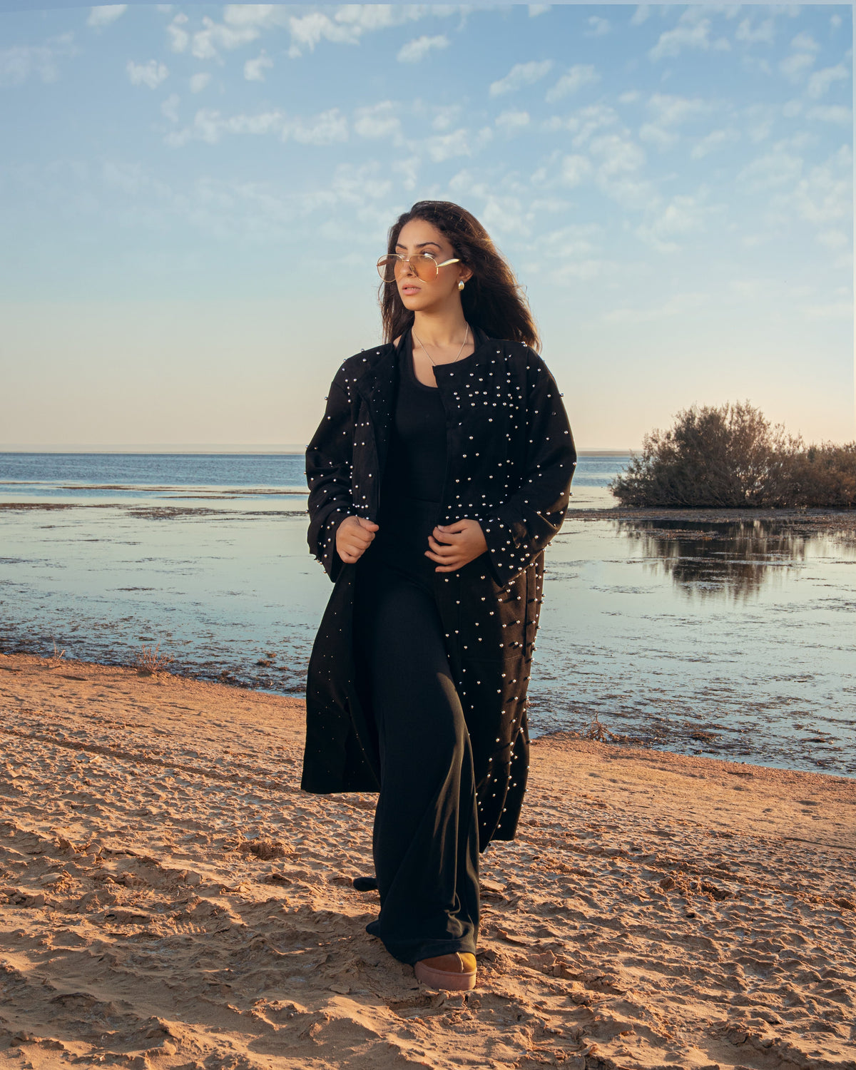 Saba in Black