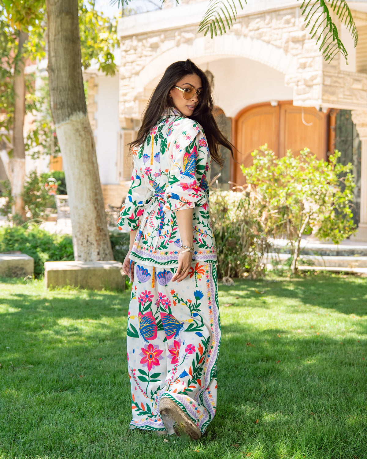 Palms and Flowers - Offwhite